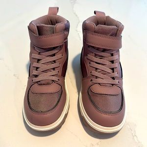 Dusty mauve / light purple waterproof sneakers